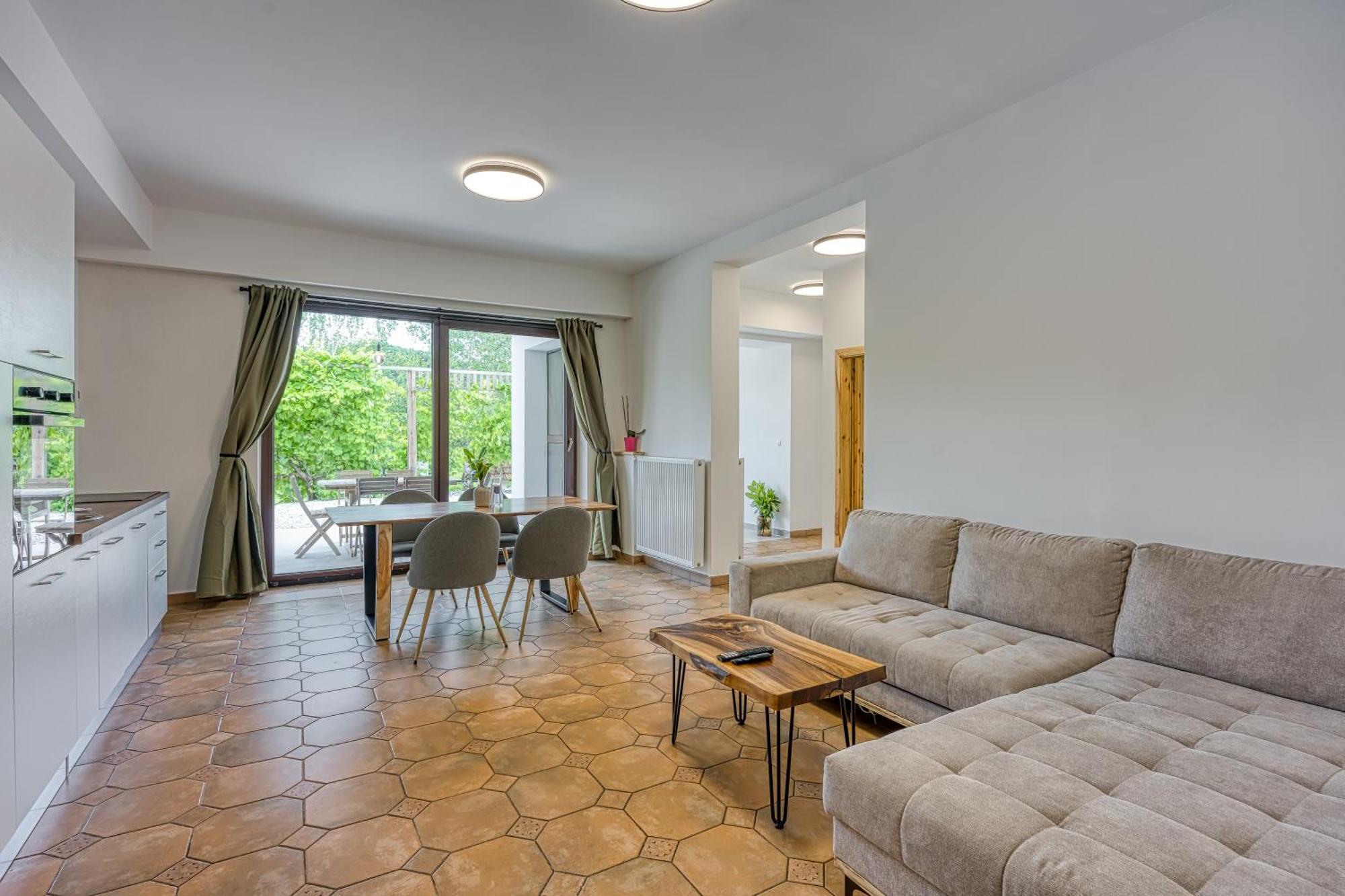 Vila Lisjak - Apartments Podčetrtek Eksteriør billede
