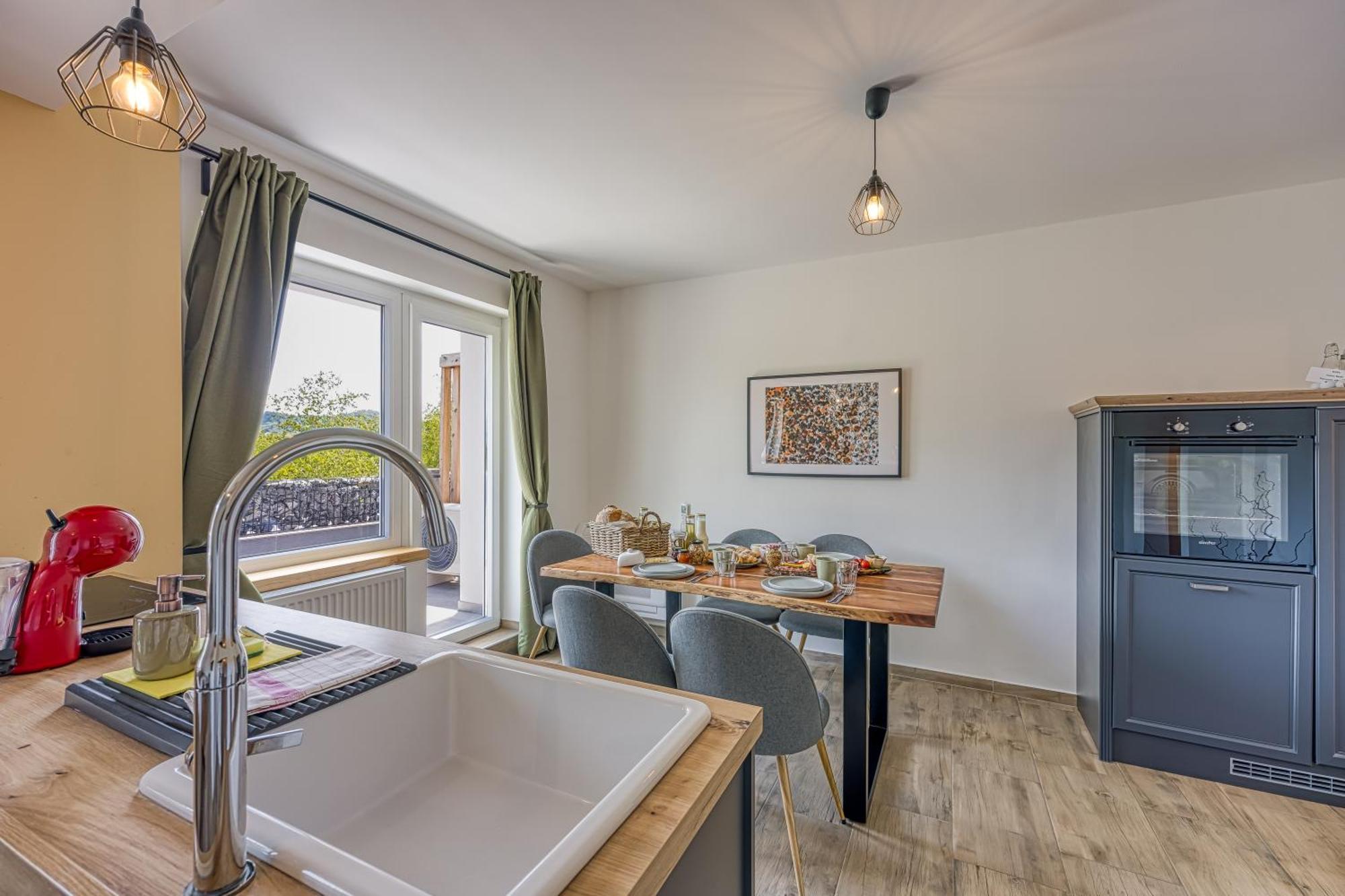 Vila Lisjak - Apartments Podčetrtek Eksteriør billede